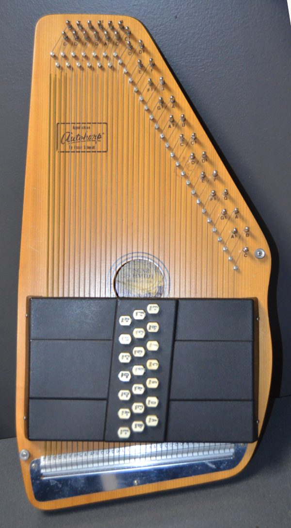 Oscar Schmidt - Model 45 C/R Appalachian Auto Harp w/ Case - Used