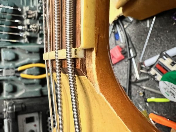 Fender - 1966 Vintage Jazz Bass Custom Color Olympic White Matching Headstock w/ OHSC - Used - Image 11