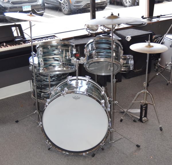 Ludwig - Standard 5 pc. Blue Strada Drum Kit  w/ Hardware & Cymbals 1970 - Used