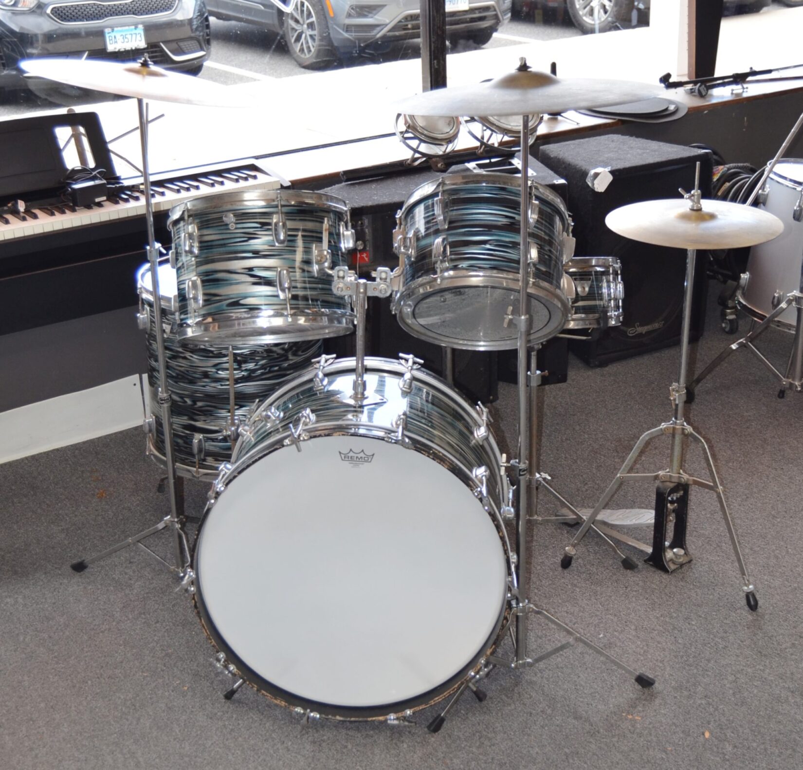 Ludwig - Standard 5 pc. Blue Strada Drum Kit  w/ Hardware & Cymbals 1970 - Used