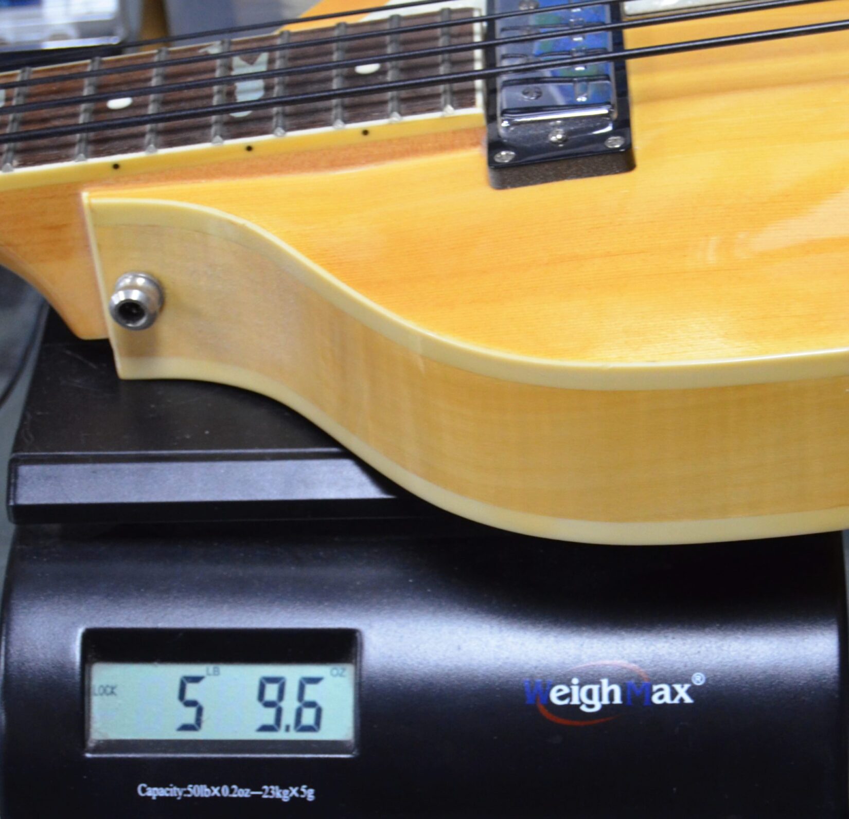 Giannini - GB-4 Abbey Road Beatle Bass - Used - Image 16