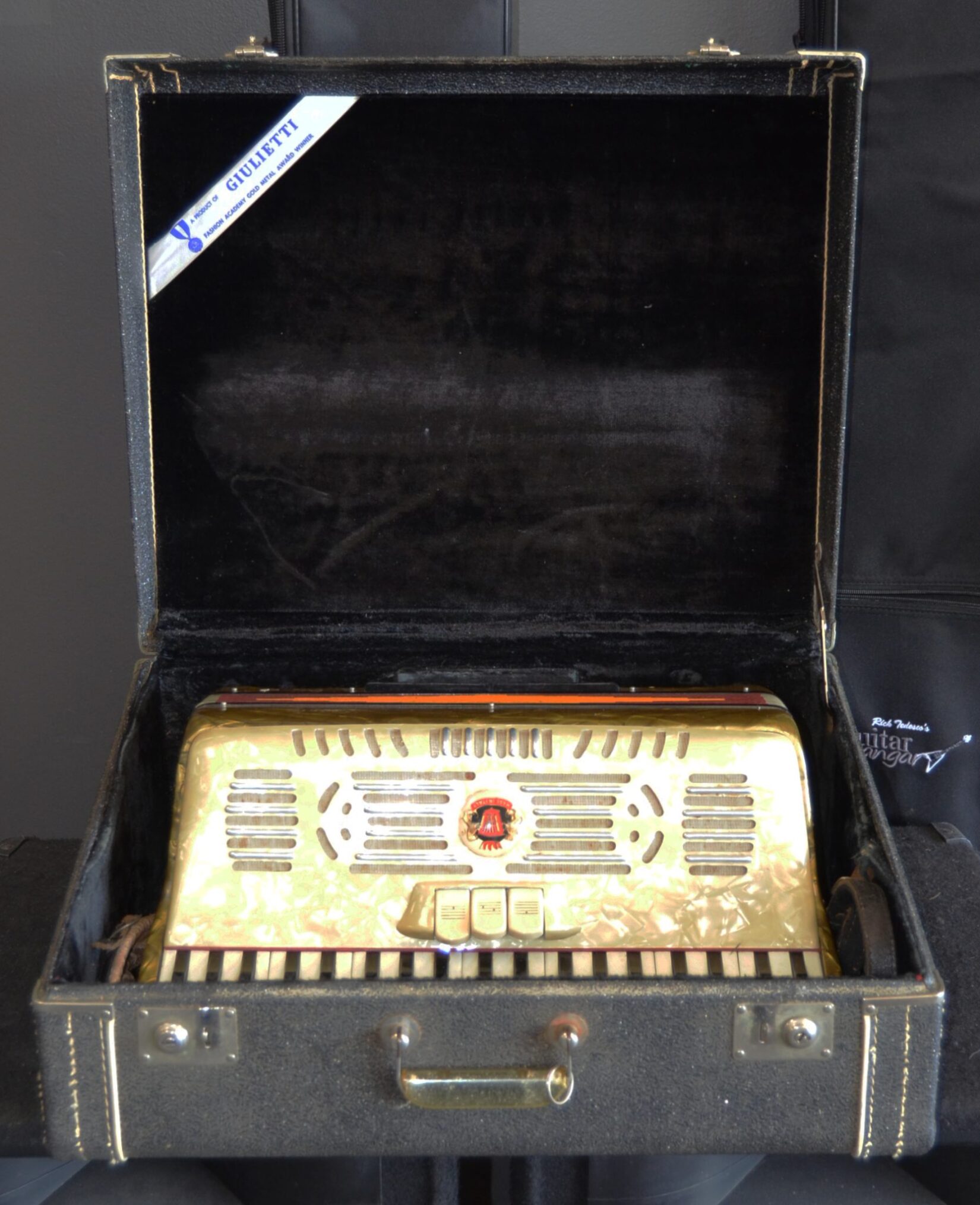 Cavalli - Italian Made Accordion w/ Case - Used - Image 11