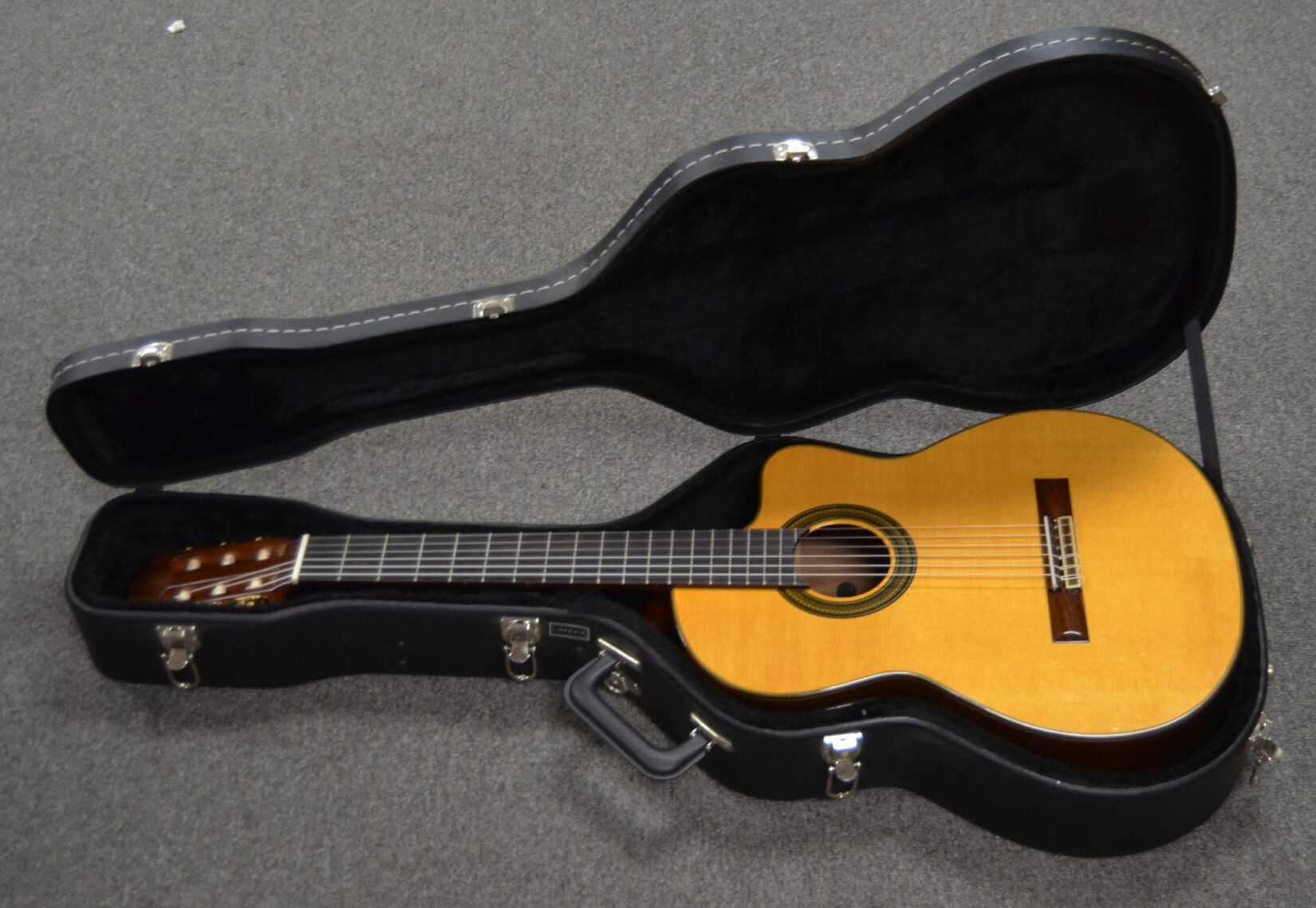 Aria - A-60CWE Nylon String Acoustic/Electric Guitar w/ HSC - Used - Image 15