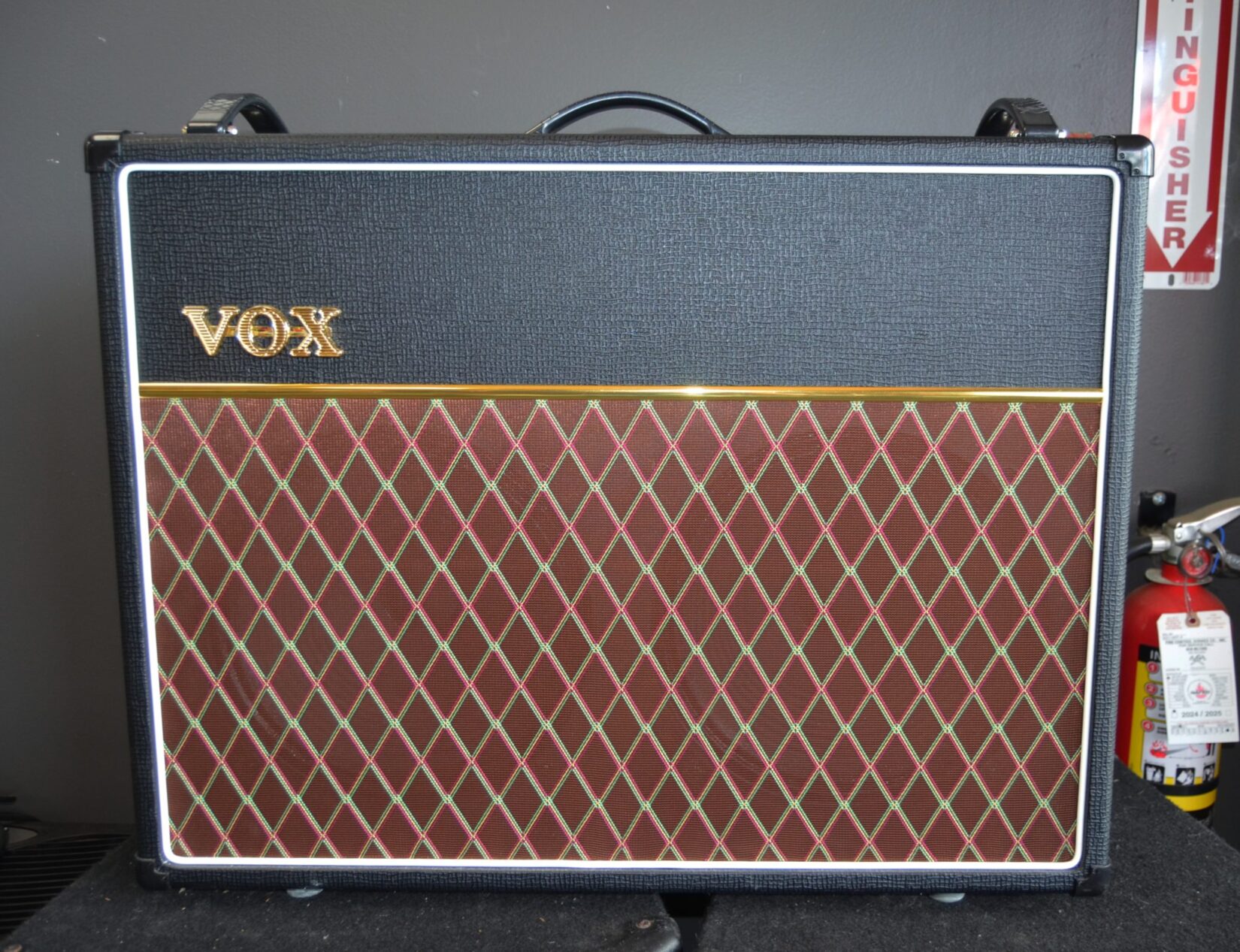 Vox - AC15C2 - 15w 2x12 Guitar Tube Combo Amplifier - Used