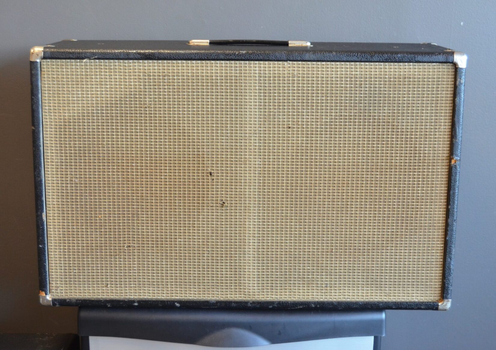 Fender - 2x12 Vintage Bassman Cabinet - Used