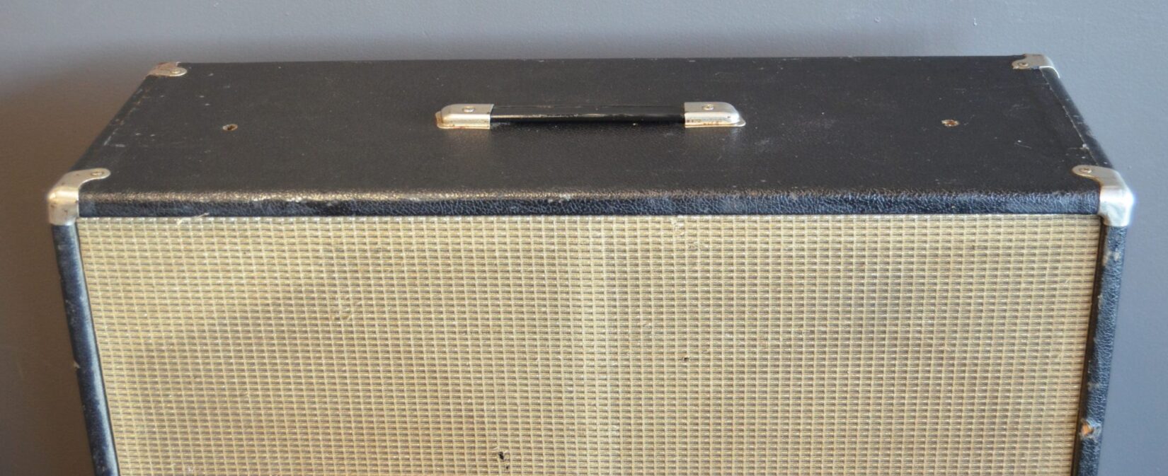 Fender - 2x12 Vintage Bassman Cabinet - Used - Image 4