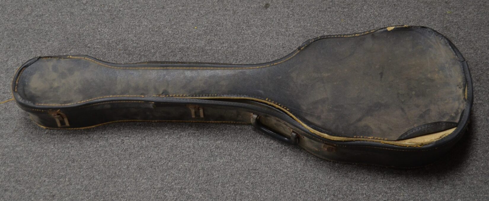 Univox - Viola Bass Guitar w/ Case - Used - Image 17